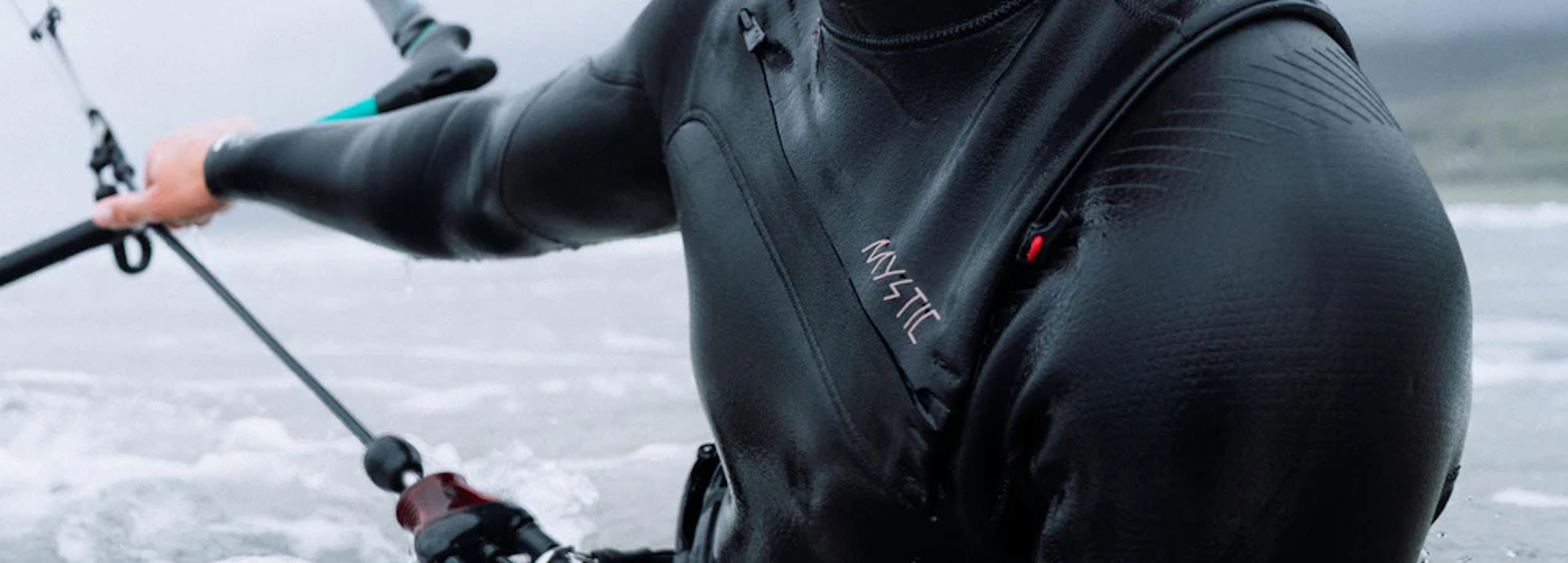 Bredt udvalg af neopren, våddragter, sko, handsker m.m